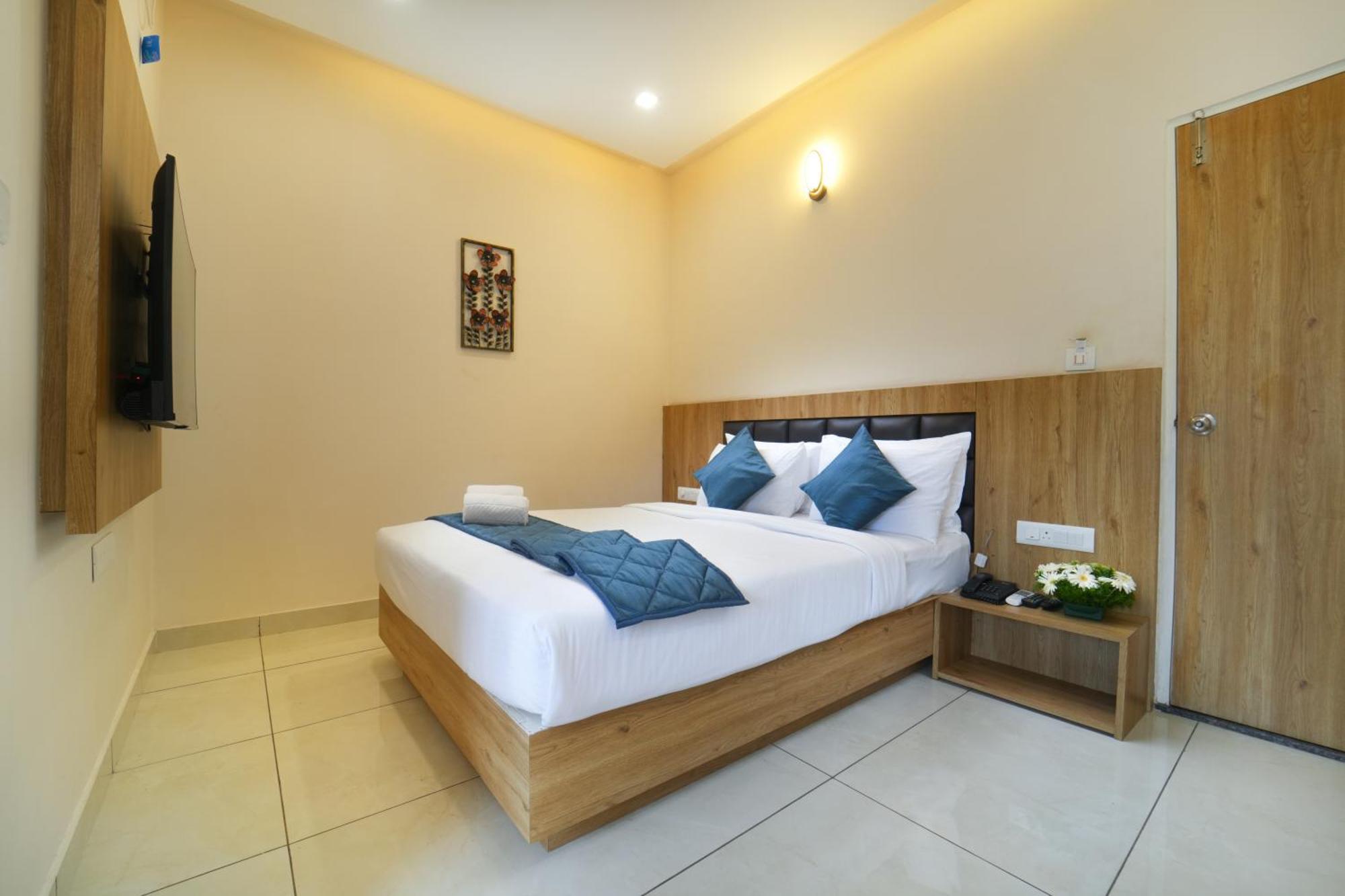 Signature Inn Chikmagalūr Esterno foto