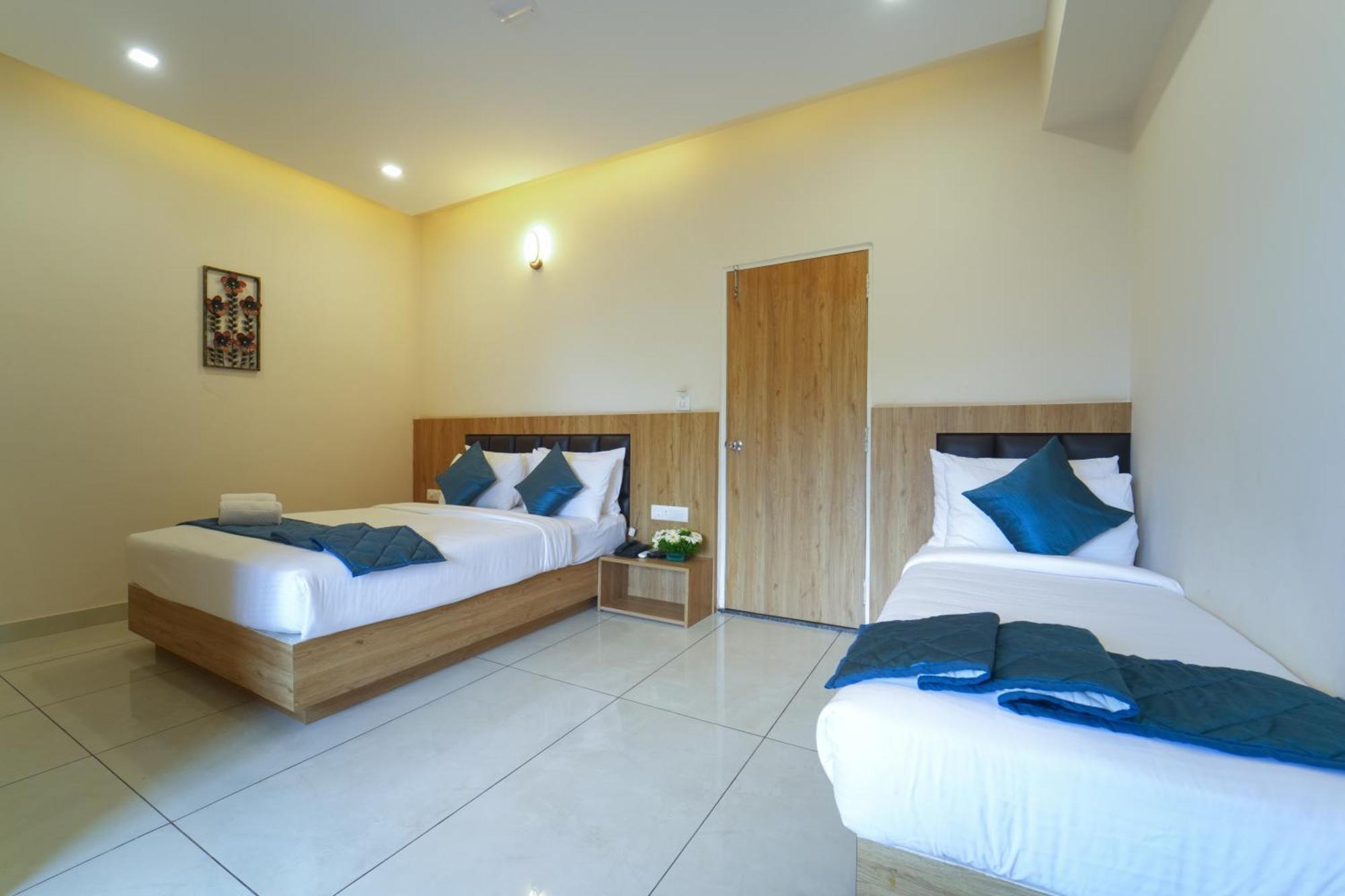 Signature Inn Chikmagalūr Esterno foto